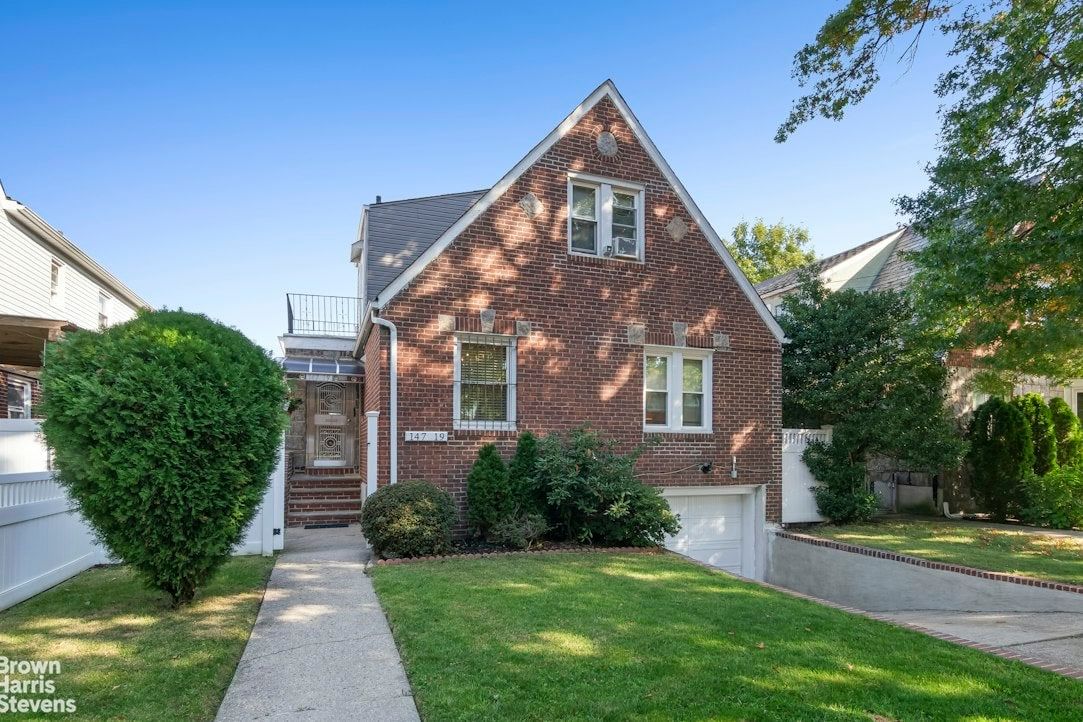 Real estate property located at 147-19 84TH, Queens, Briarwood, New York City, NY, US
