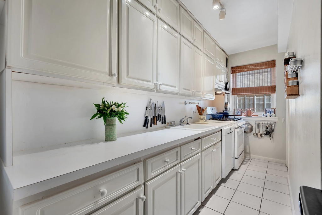 Real estate property located at 434 52ND #6AB, New York, Beekman, New York City, NY, US
