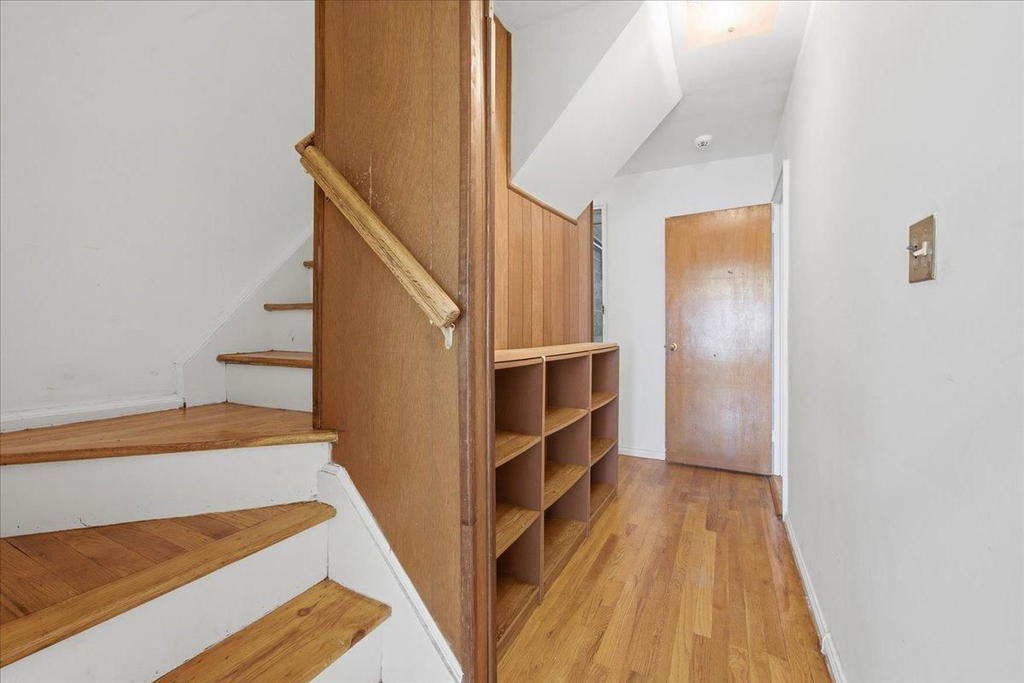 Real estate property located at 1058 211th, Bronx, Williamsbridge, New York City, NY, US