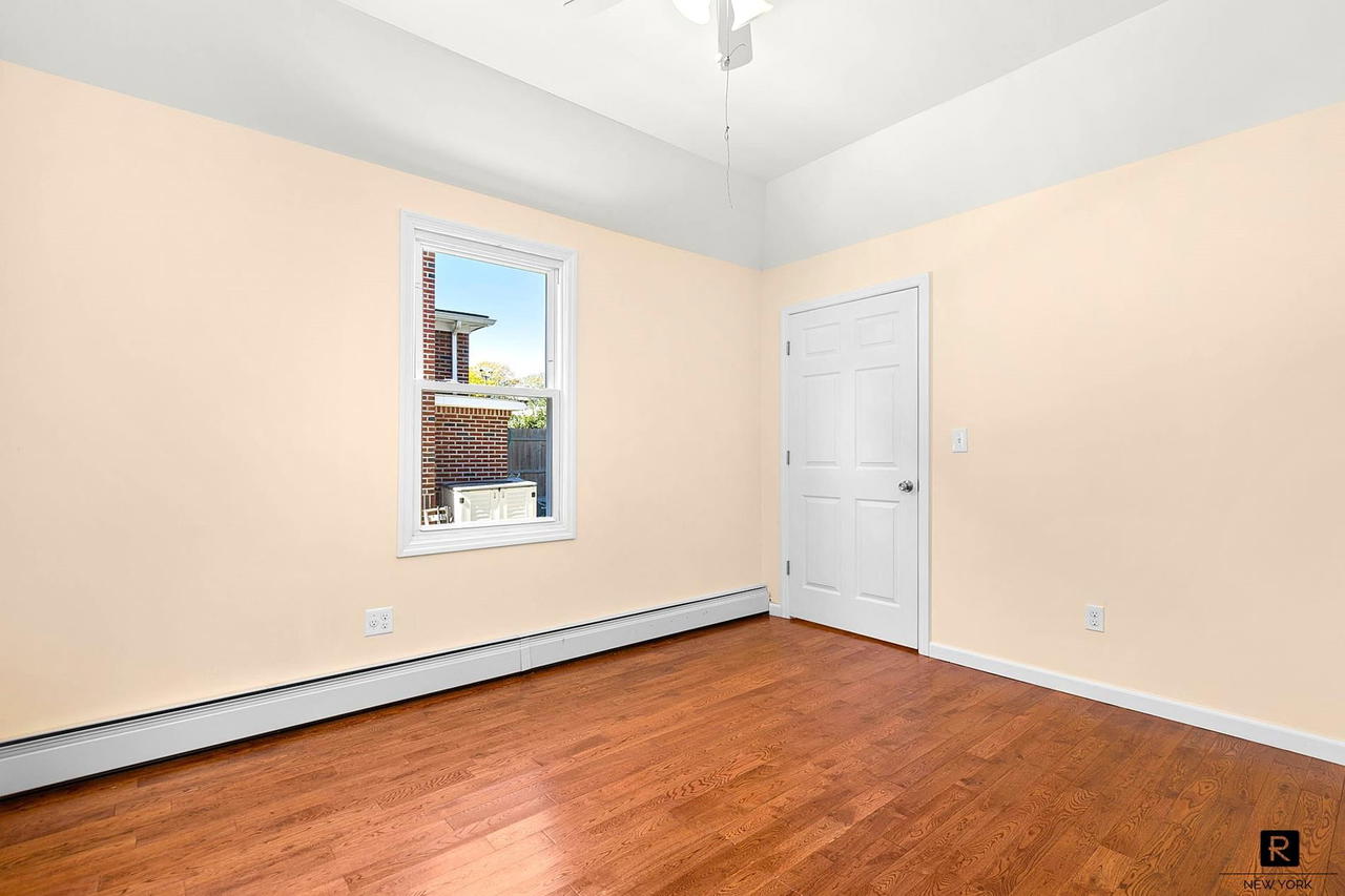 Real estate property located at 171 Rochelle, Bronx, City Island, New York City, NY, US