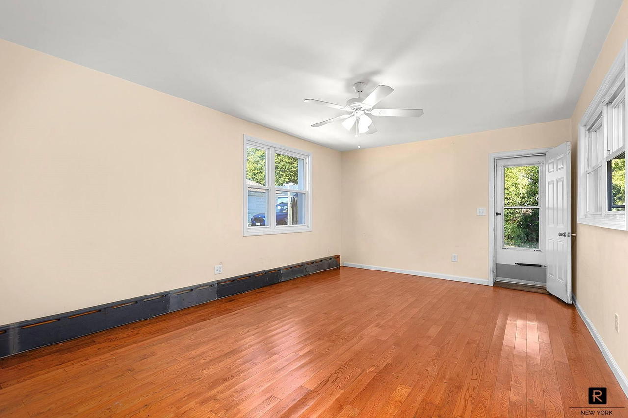 Real estate property located at 171 Rochelle, Bronx, City Island, New York City, NY, US