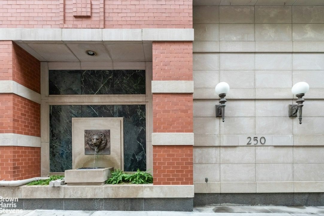 Real estate property located at 250 89TH #10H, New York, Upper West Side, New York City, NY, US